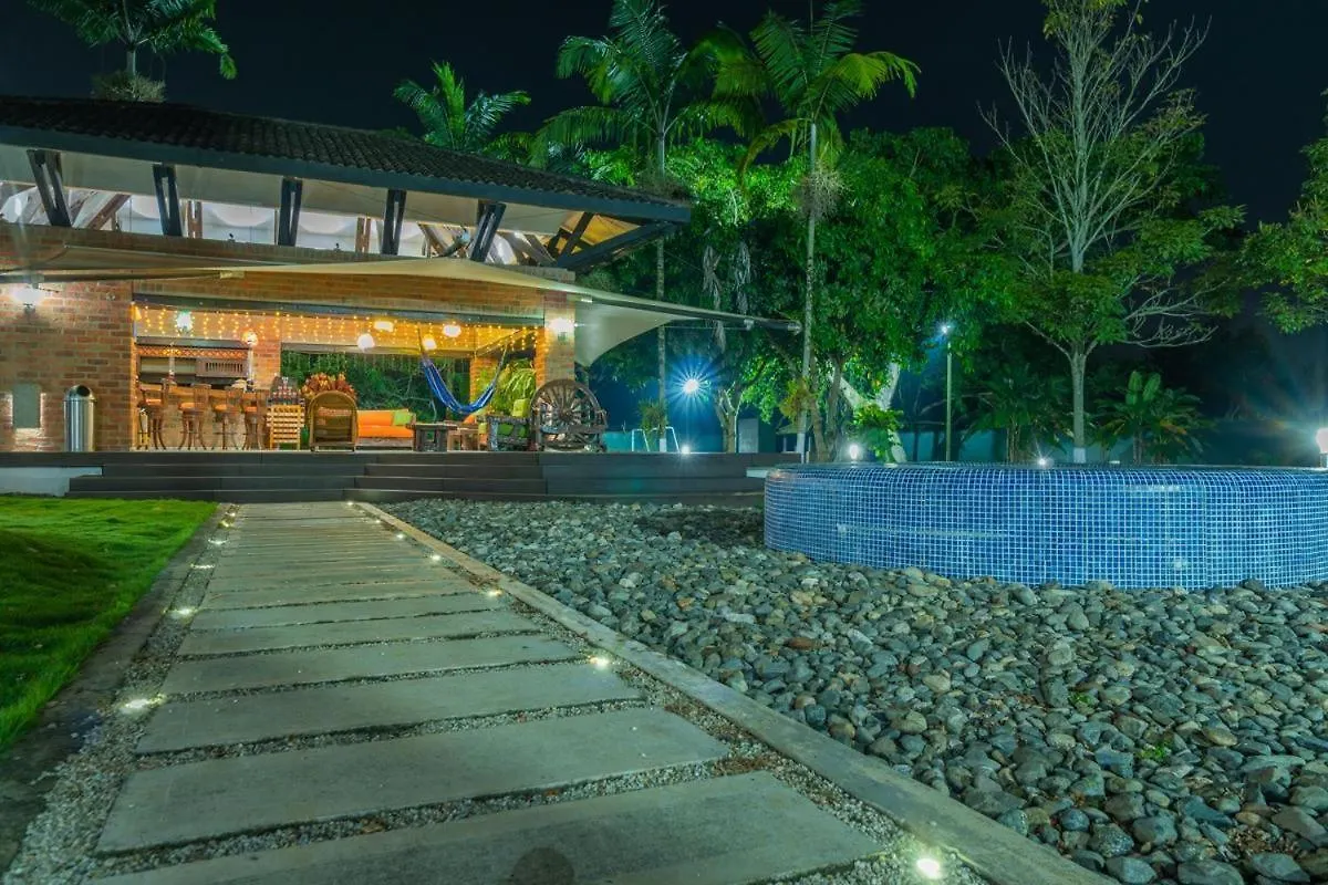 Atractivo Mansion Lux Royal Suite In 卡利 0*,