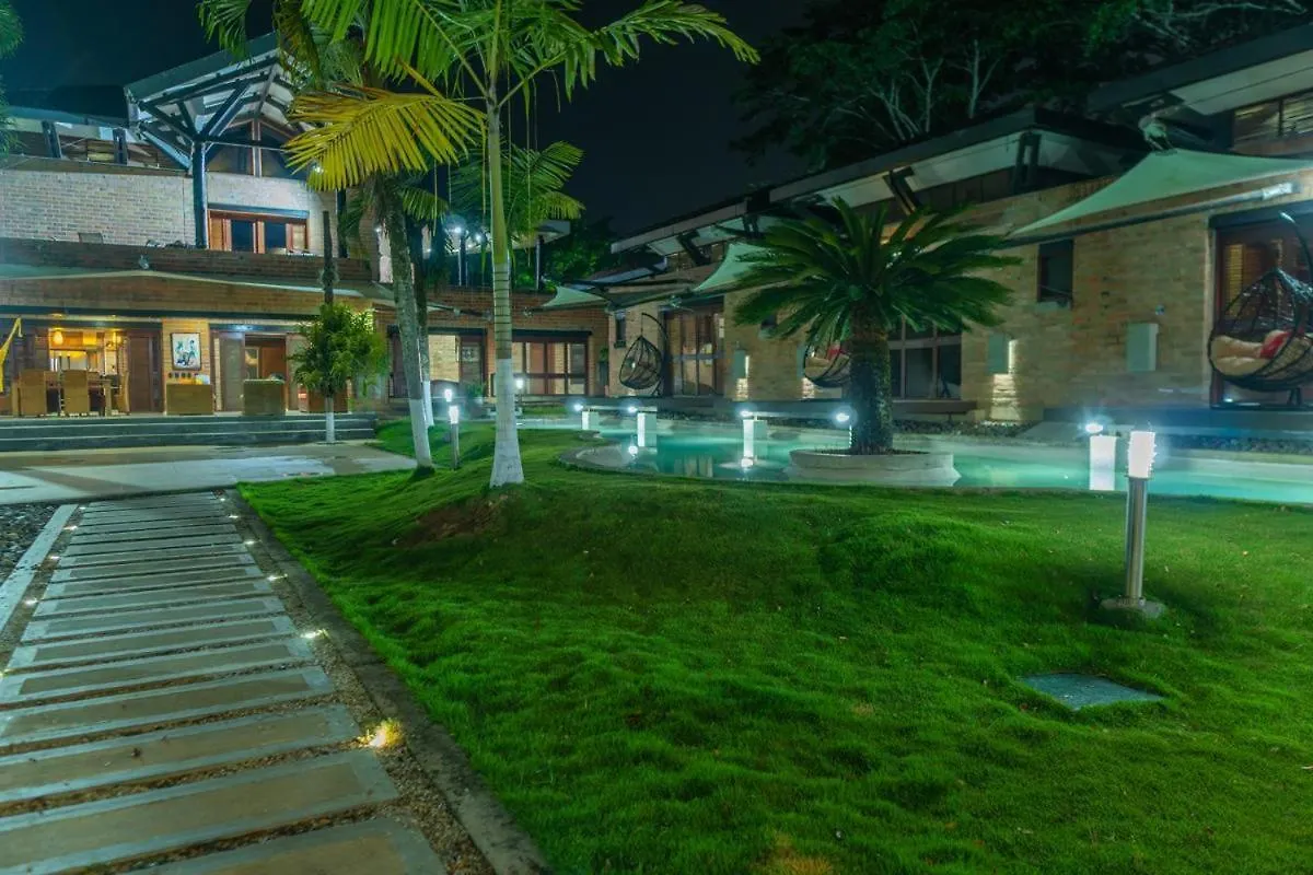 Atractivo Mansion Lux Royal Suite In 卡利 公寓