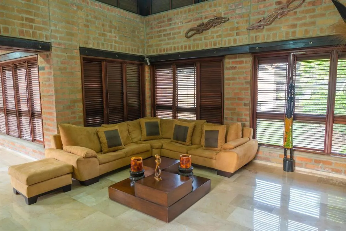 Atractivo Mansion Lux Royal Suite In 卡利 哥伦比亚
